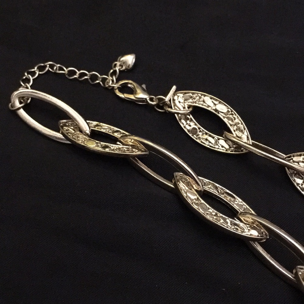 Necklace - Picture 2 of 8